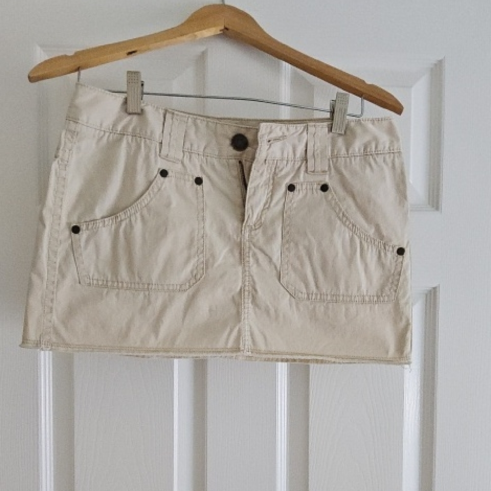 Express Beige Mini Skirt with Pockets